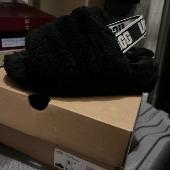 Uggs - Picture 6 of 8